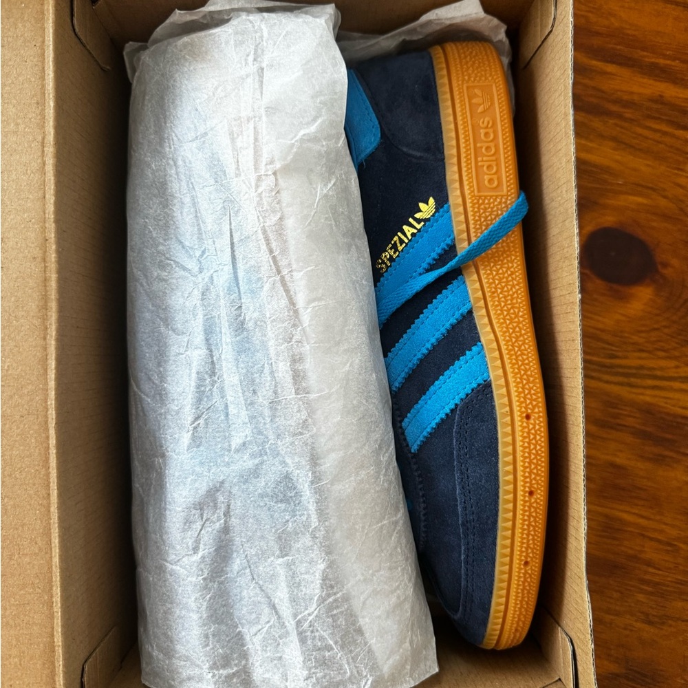 Adiddas Spezials